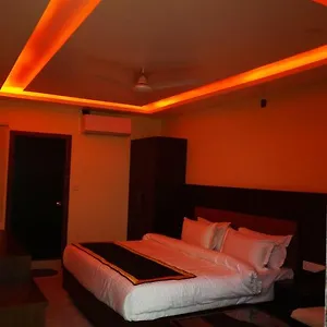 Shivoy Grand Hotel