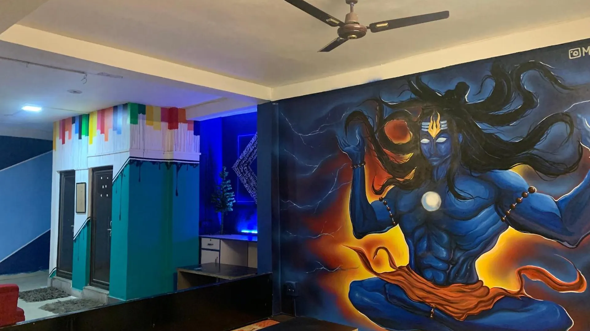 Madsquad Hostel Dorms & Rooms Varanasi